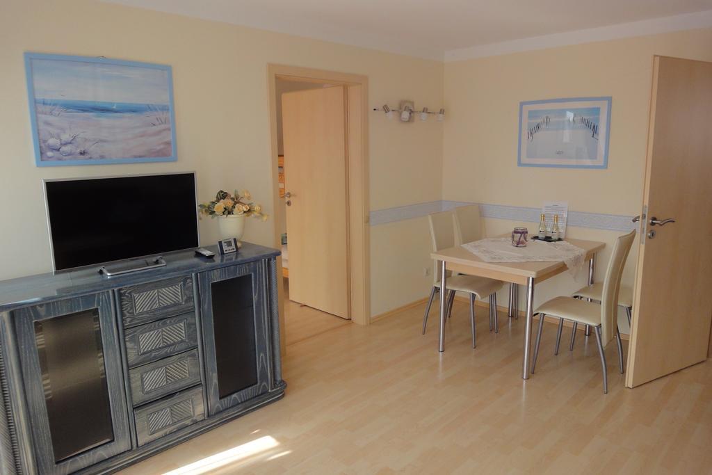 Ferienwohnung Fritzis Haus Dierhagen Exterior foto